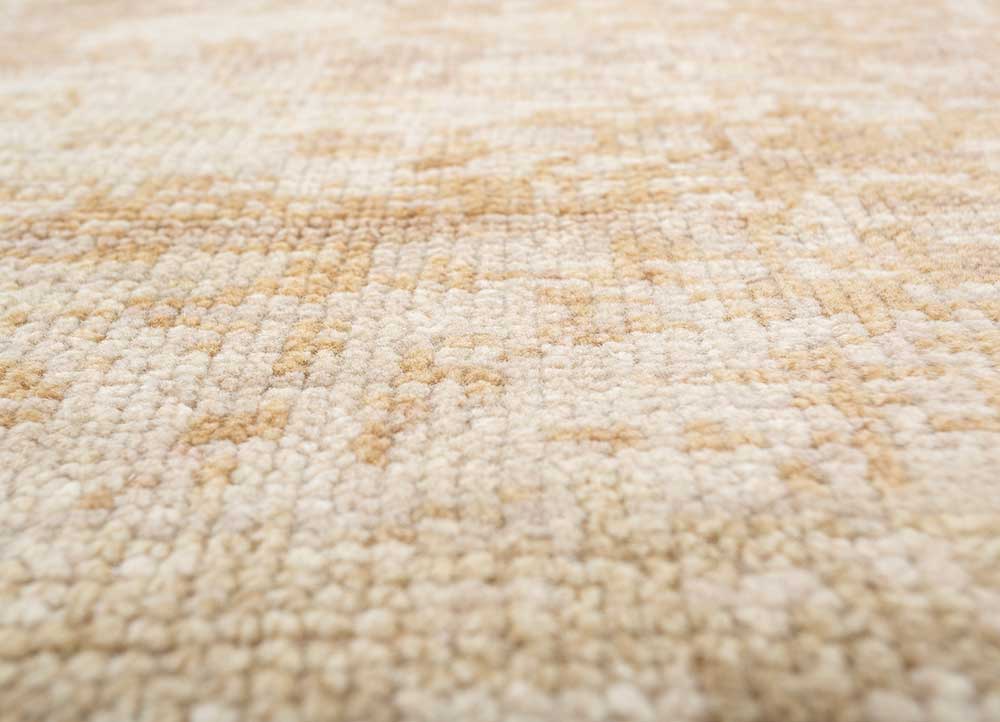 uvenuti red and orange wool hand knotted Rug - CloseUp